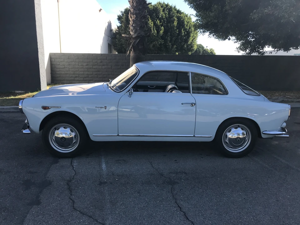 1962 Alfa Romeo Giulietta - Image 27 of 31