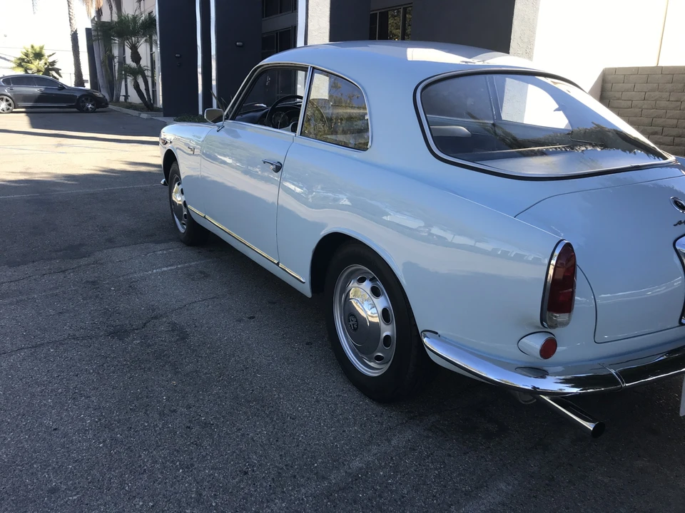 1962 Alfa Romeo Giulietta - Image 26 of 31