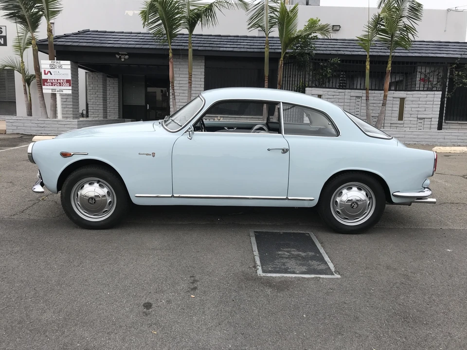 1962 Alfa Romeo Giulietta - Image 9 of 31