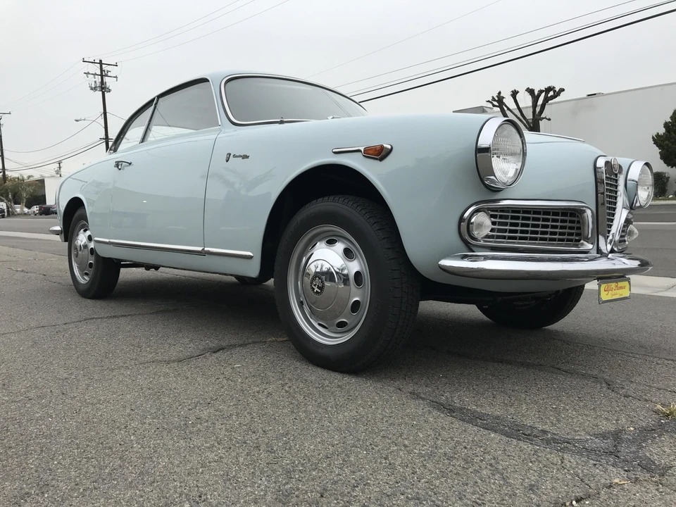 1962 Alfa Romeo Giulietta - Image 13 of 31