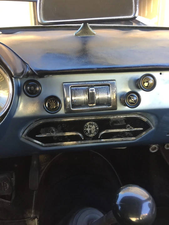 1962 Alfa Romeo Giulietta Sprint Speciale - Image 27 of 31