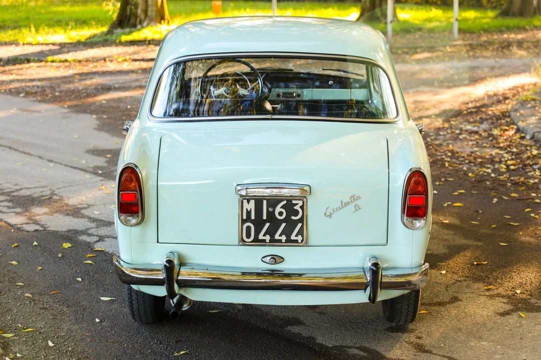 1962 Alfa Romeo Giulietta - Image 11 of 30