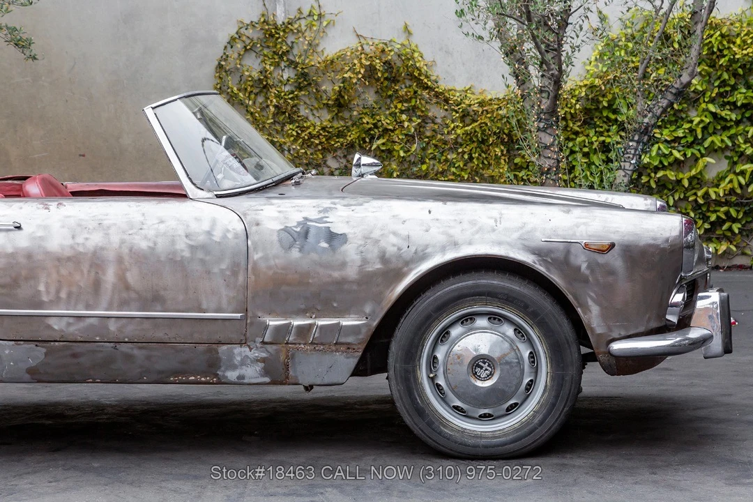 1962 Alfa Romeo 105/115 Series Spider - Image 11 of 31