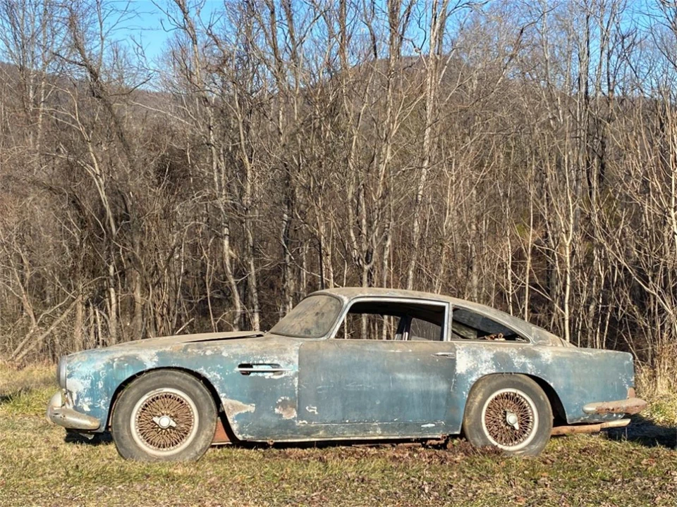 1962 Aston Martin DB4 - Image 2 of 9