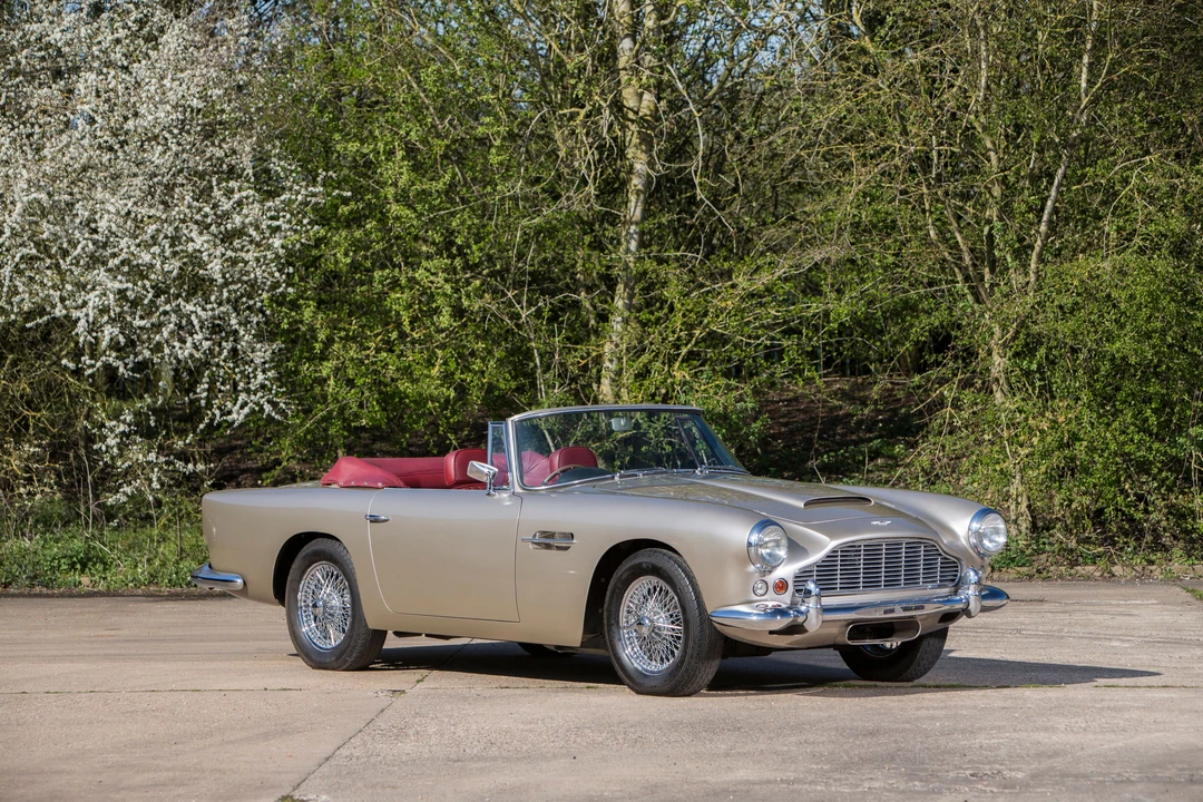 1962 Aston Martin DB4 Convertible - Image 11 of 31
