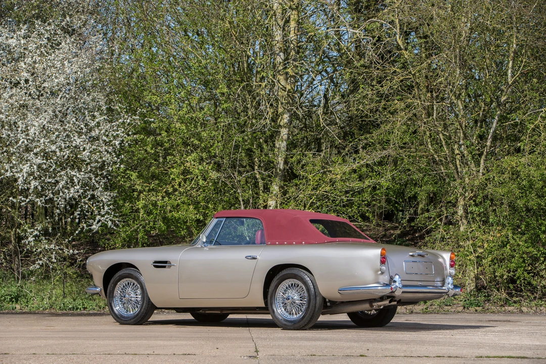 1962 Aston Martin DB4 Convertible - Image 24 of 31