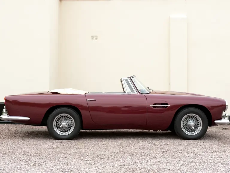 1962 Aston Martin DB4 Convertible - Image 6 of 12