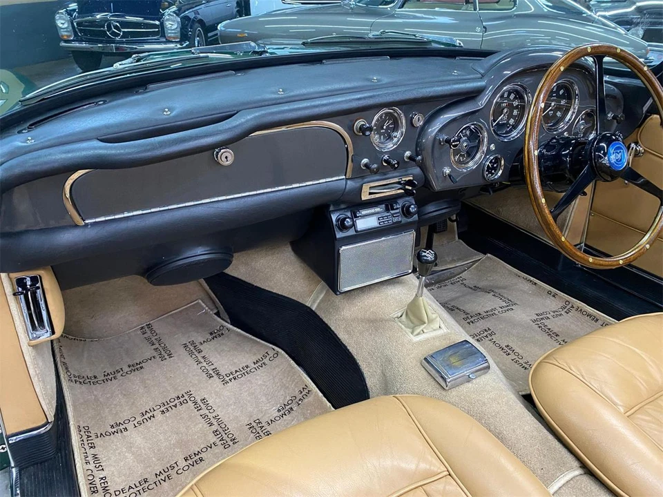 1962 Aston Martin DB4 - Image 29 of 31
