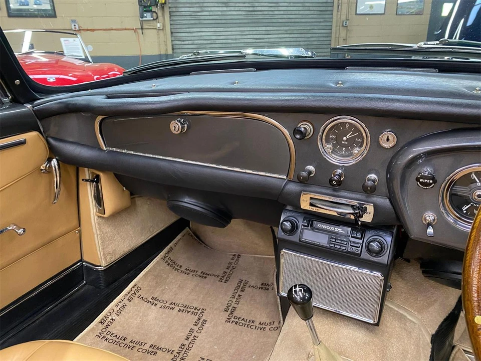 1962 Aston Martin DB4 - Image 25 of 31