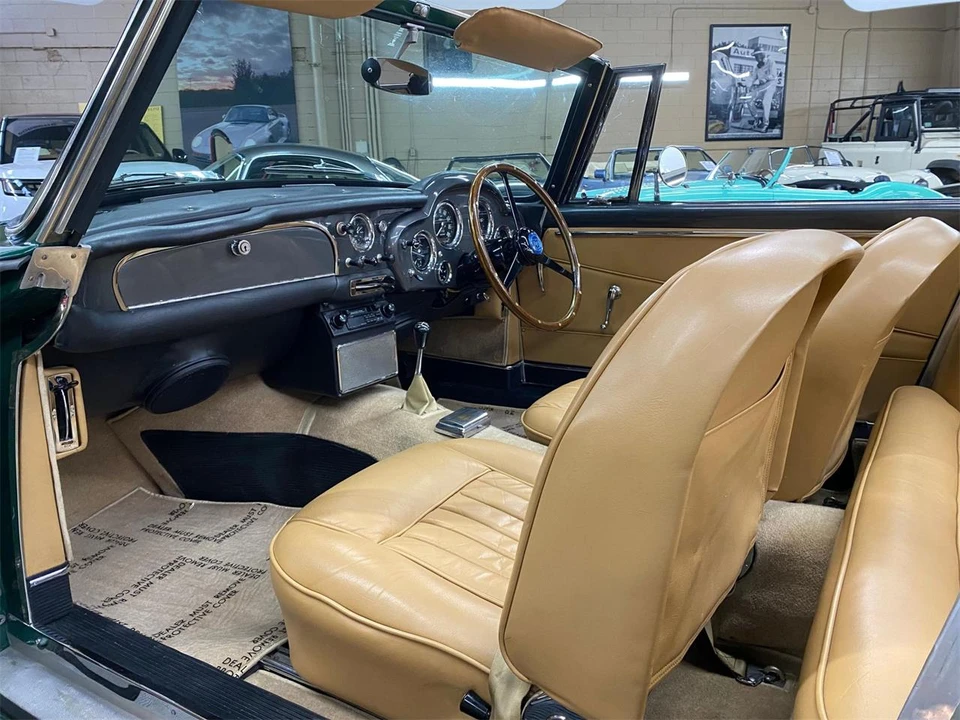 1962 Aston Martin DB4 - Image 26 of 31
