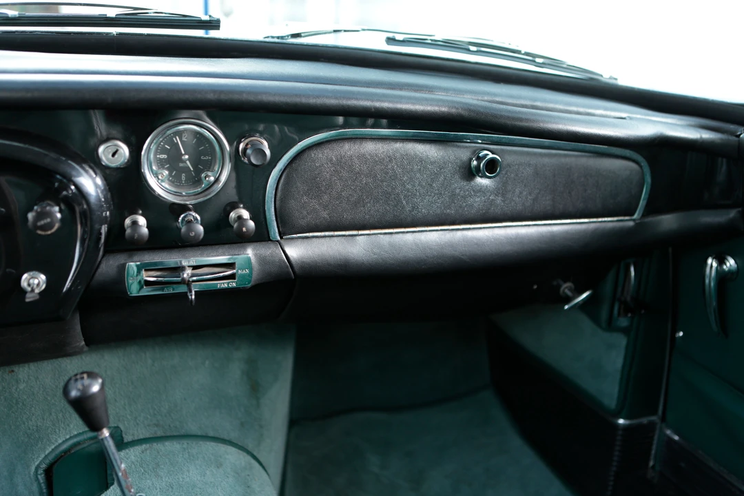 1962 Aston Martin DB4 GT - Image 27 of 31