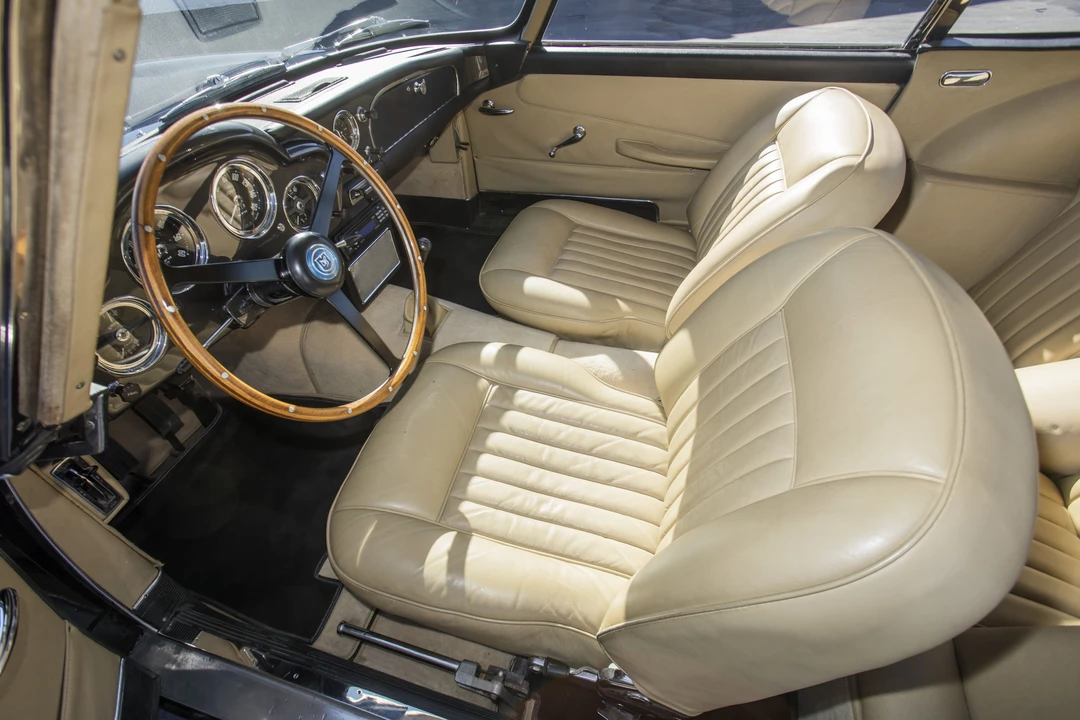 1962 Aston Martin DB4 - Image 21 of 31