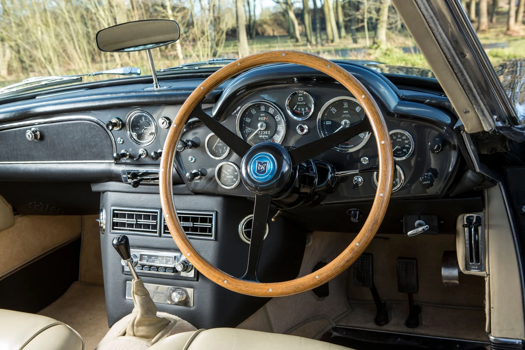 1962 Aston Martin DB4 Vantage - Image 28 of 31