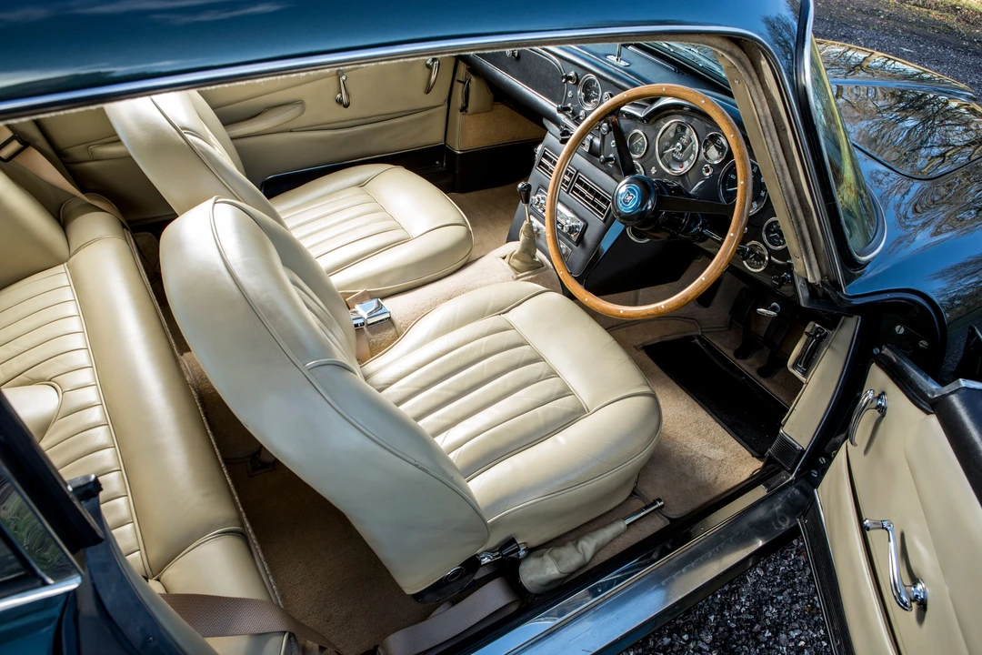 1962 Aston Martin DB4 Vantage - Image 31 of 31