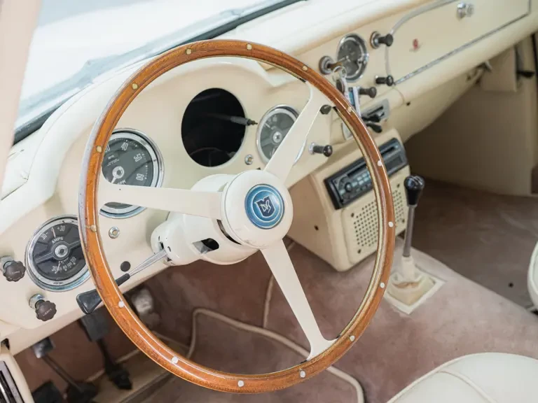 1962 Aston Martin DB4 - Image 16 of 31