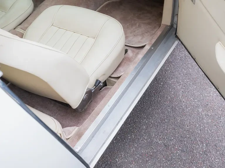 1962 Aston Martin DB4 - Image 24 of 31