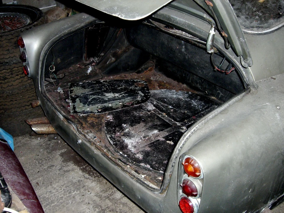 1962 Aston Martin DB4 - Image 5 of 9