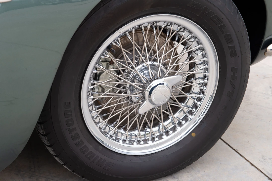 1962 Aston Martin DB4 - Image 2 of 16