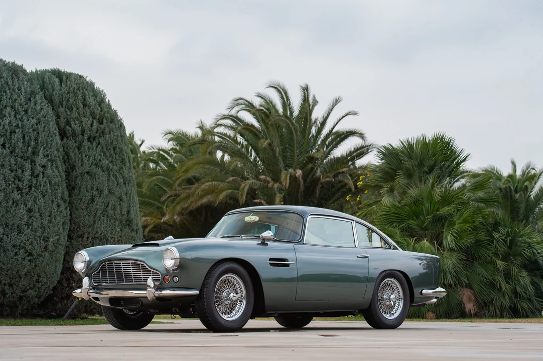 1962 Aston Martin DB4 - Image 11 of 16