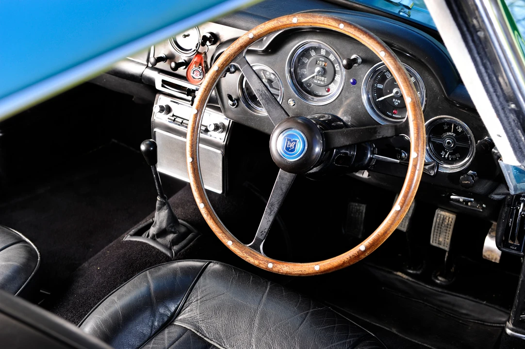 1962 Aston Martin DB4 Vantage - Image 10 of 11