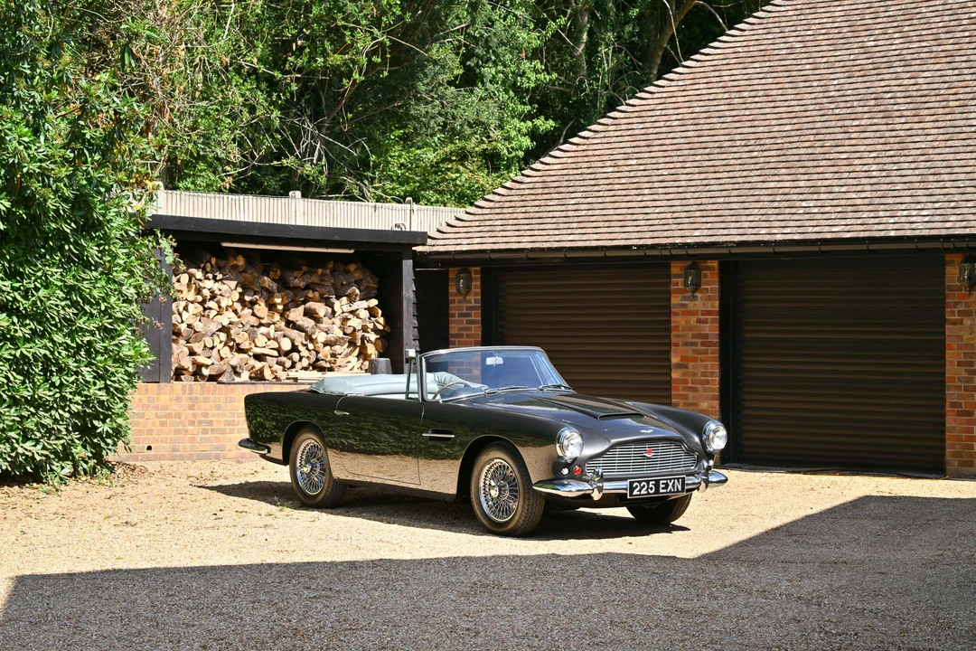 1962 Aston Martin DB4 Vantage - Image 17 of 31