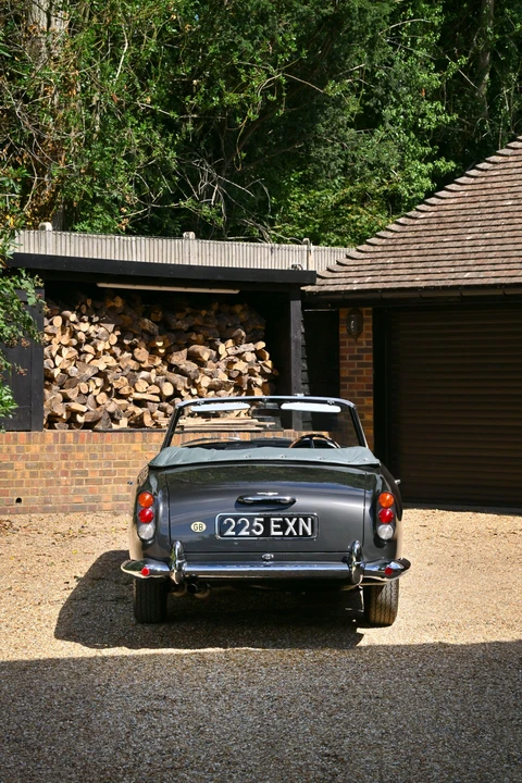1962 Aston Martin DB4 Vantage - Image 14 of 31