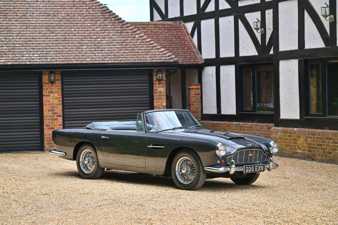 1962 Aston Martin DB4 Vantage - Image 25 of 31
