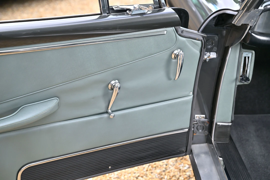 1962 Aston Martin DB4 Vantage - Image 3 of 31