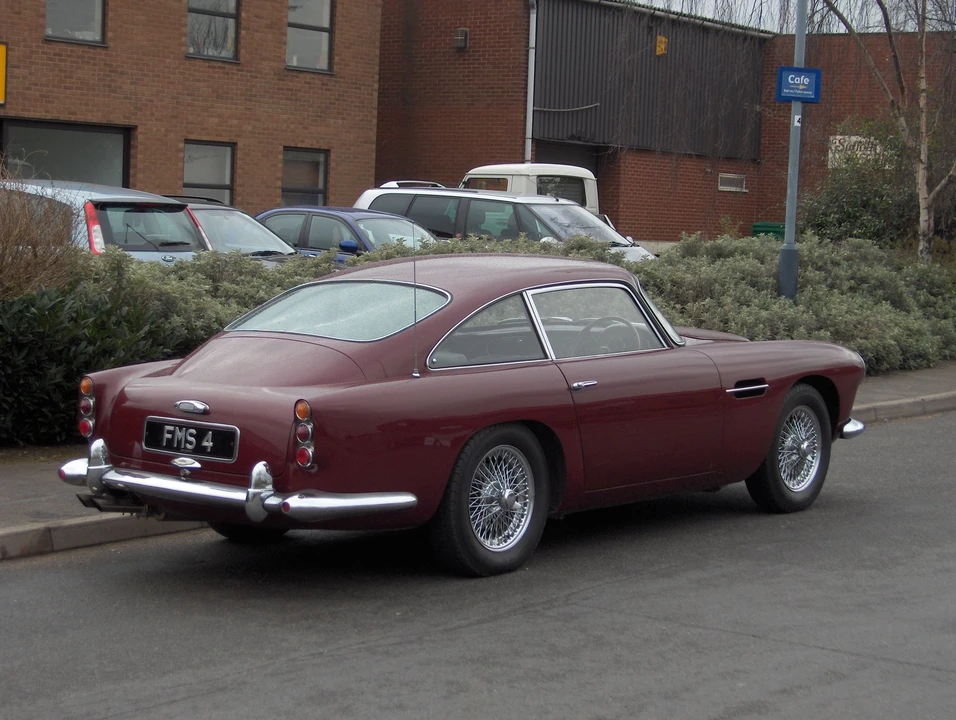1962 Aston Martin DB4 Vantage - Image 5 of 5