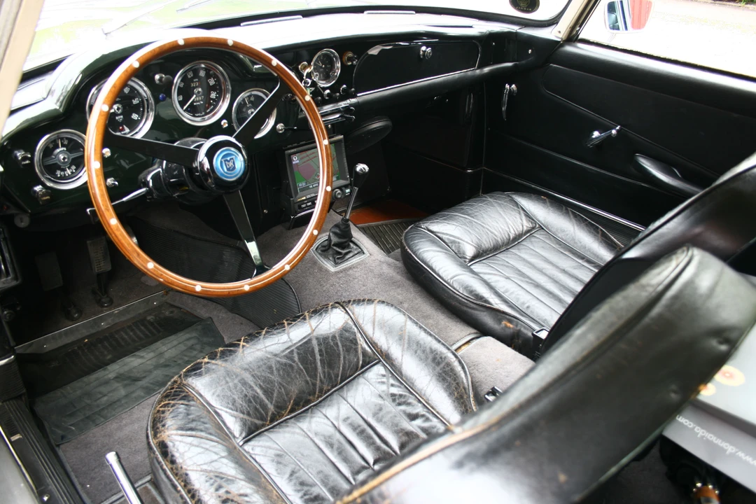 1962 Aston Martin DB4 Vantage - Image 5 of 5
