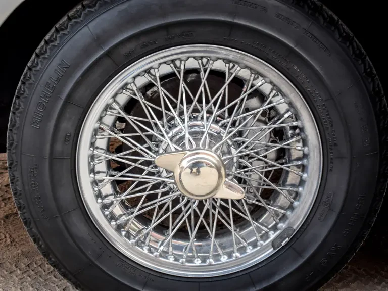 1962 Aston Martin DB4 Vantage - Image 18 of 23