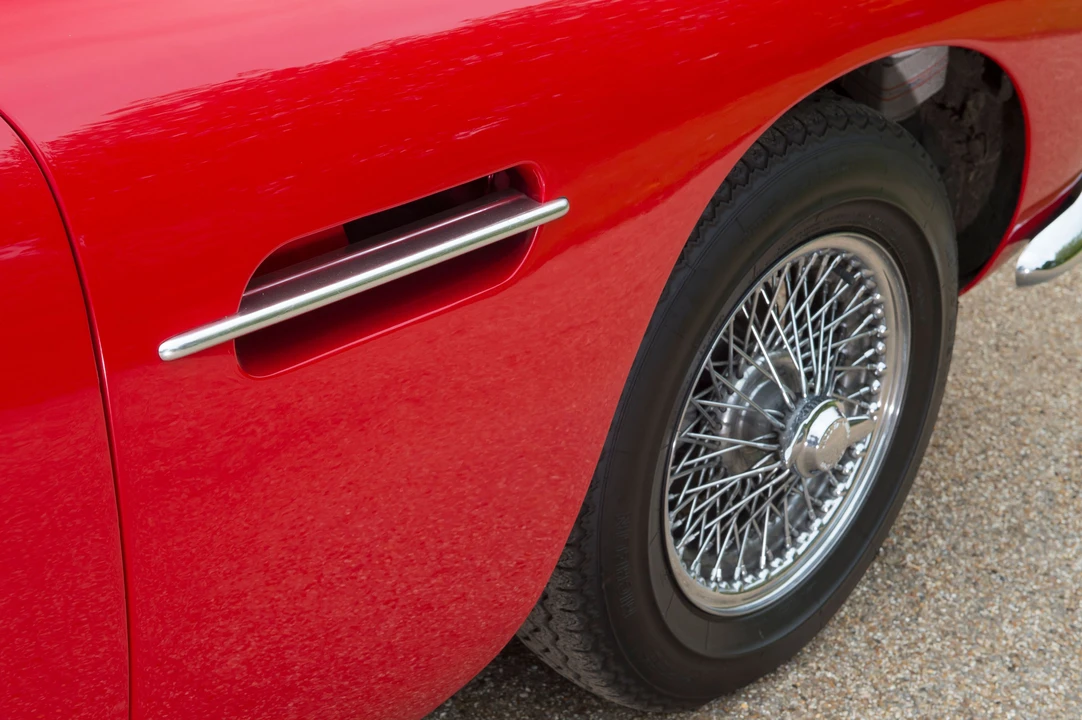 1962 Aston Martin DB4 Vantage - Image 19 of 31