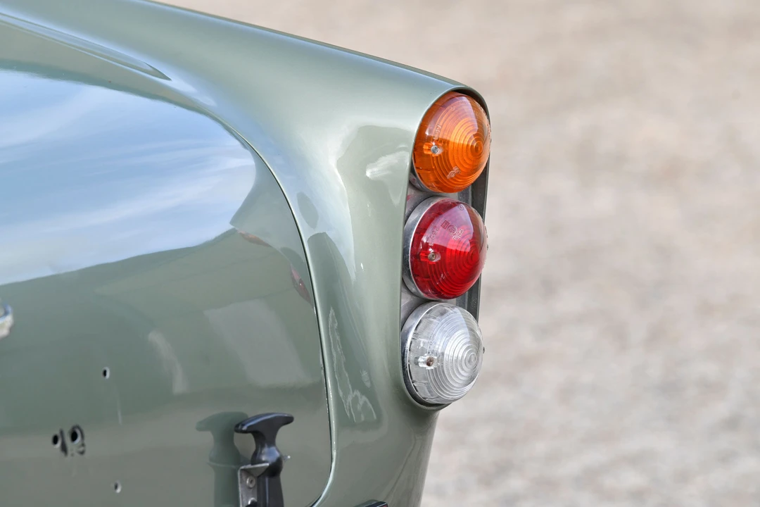 1962 Aston Martin DB4 Vantage - Image 28 of 31