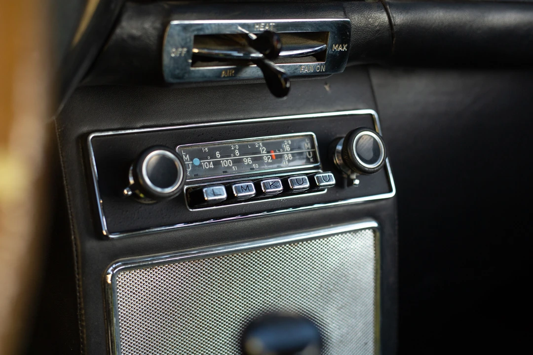 1962 Aston Martin - Image 12 of 31