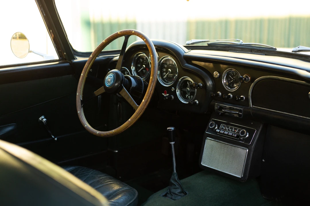 1962 Aston Martin - Image 9 of 31