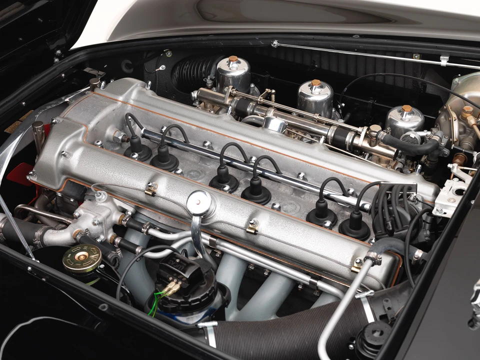 1962 Aston Martin DB4 Vantage - Image 13 of 25