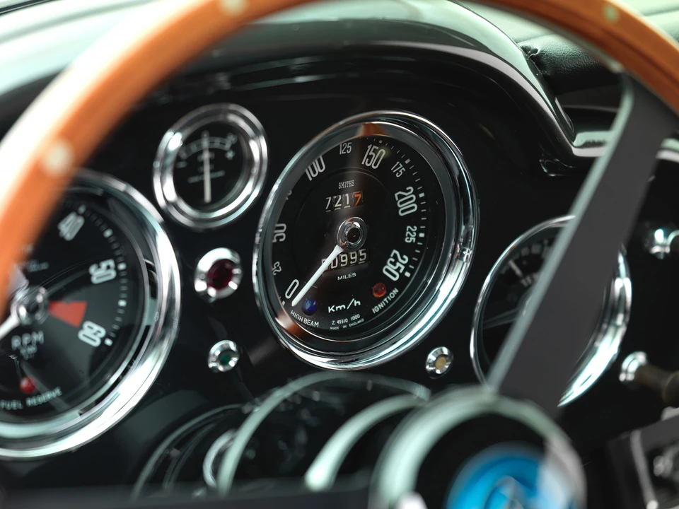 1962 Aston Martin DB4 Vantage - Image 11 of 25
