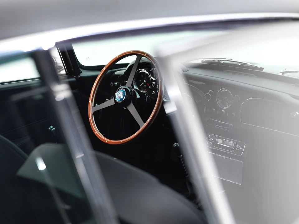1962 Aston Martin DB4 Vantage - Image 8 of 25