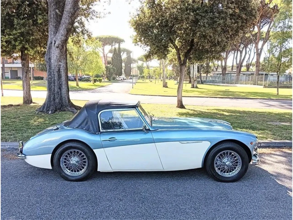 1962 Austin-Healey 3000 Mark II - Image 6 of 13