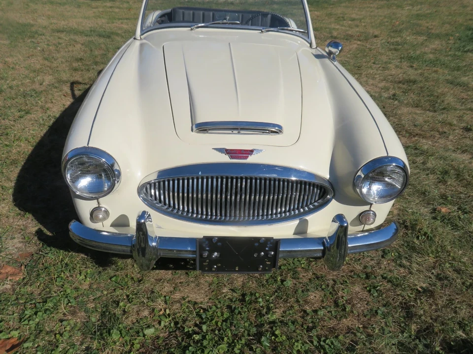 1962 Austin-Healey 3000 Mark II - Image 9 of 21