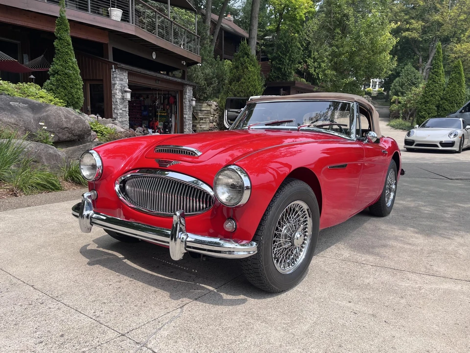 1962 Austin-Healey 3000 Mark II - Image 2 of 31