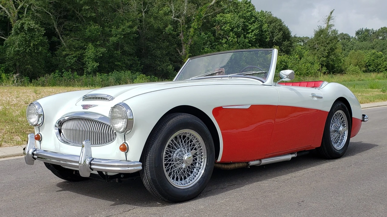 1962 Austin-Healey 3000 Mark II - Image 2 of 31