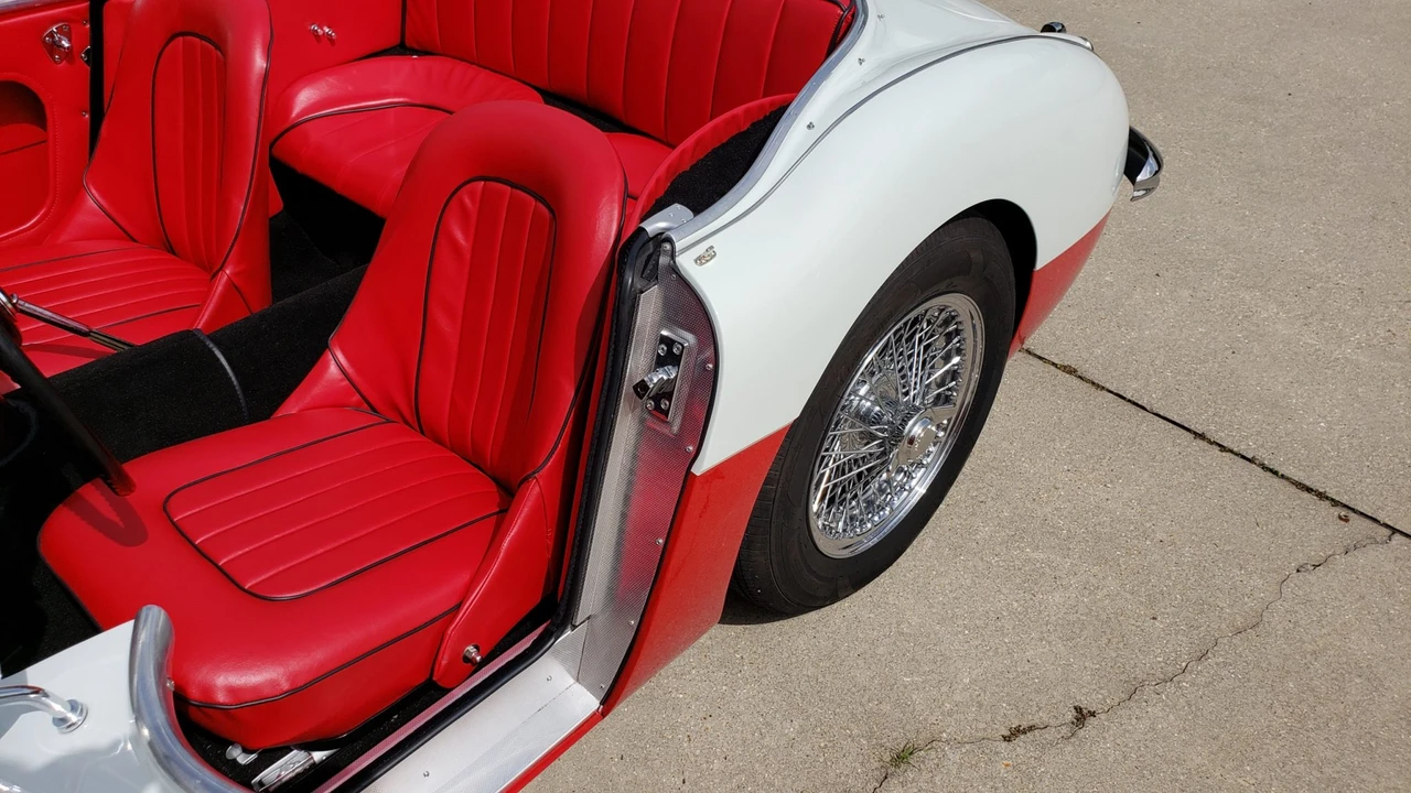 1962 Austin-Healey 3000 Mark II - Image 29 of 31