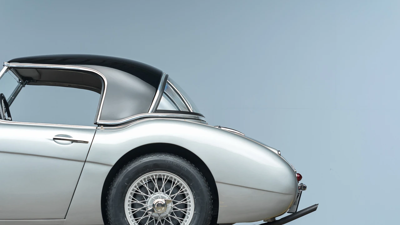 1962 Austin-Healey 3000 Mark II - Image 25 of 31