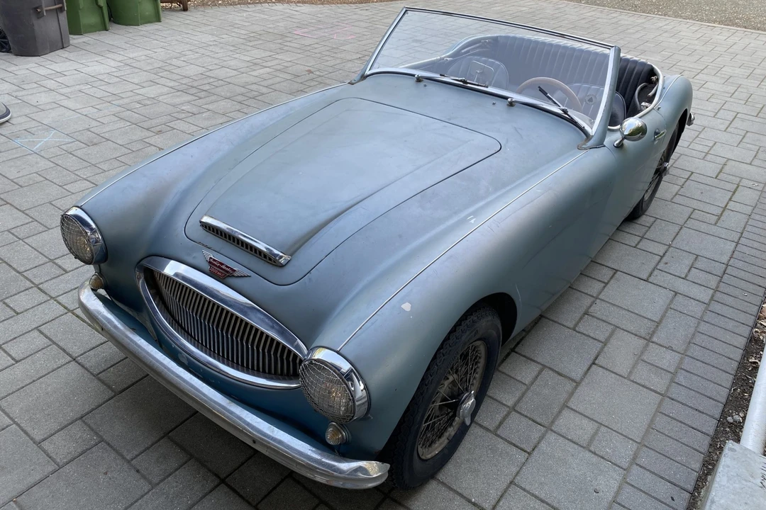 1962 Austin-Healey 3000 Mark II - Image 2 of 31