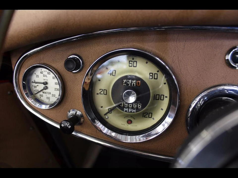 1962 Austin-Healey 3000 Mark II - Image 24 of 31