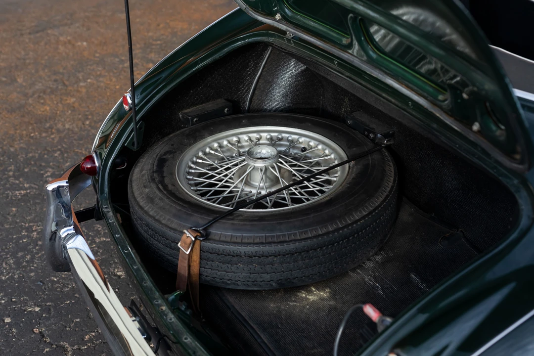 1962 Austin-Healey 3000 Mark II - Image 28 of 31