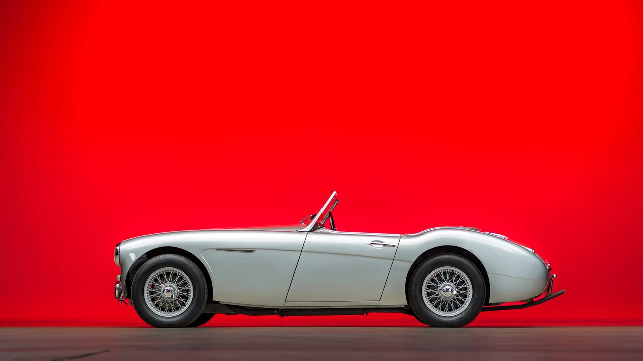 1962 Austin-Healey 3000 Mark II - Image 2 of 31