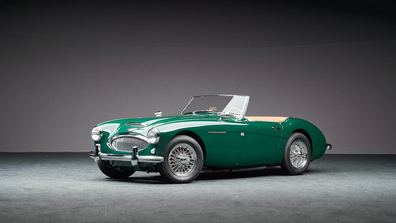 1962 Austin-Healey 3000 Mark II - Image 2 of 31