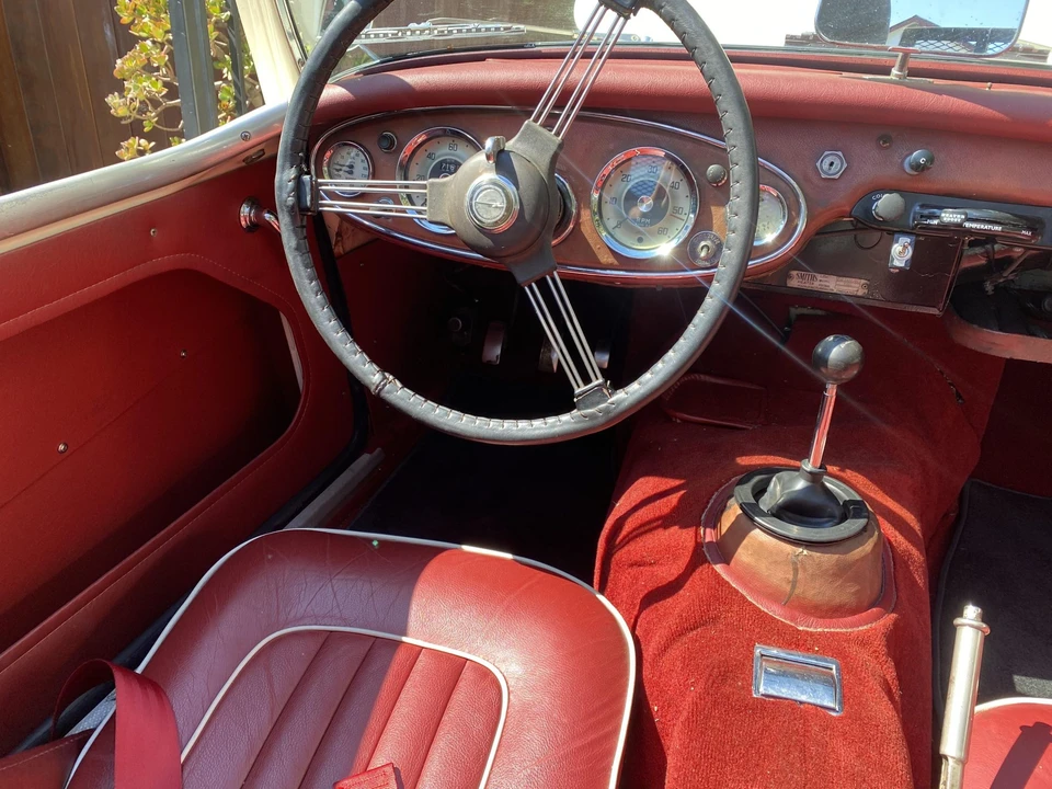 1962 Austin-Healey 3000 Mark II - Image 27 of 31
